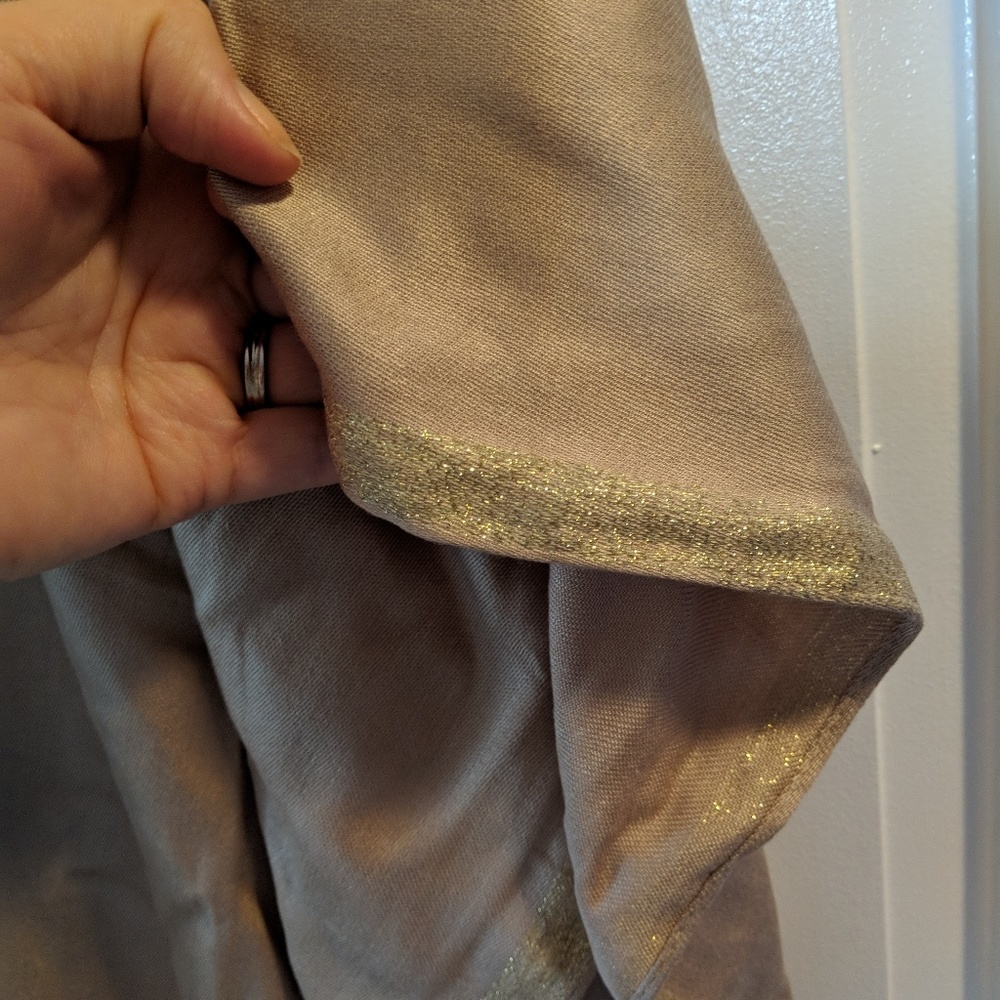 1 left! Calvin Klein Glitter-Trim Evening Wrap - Picture 6 of 6